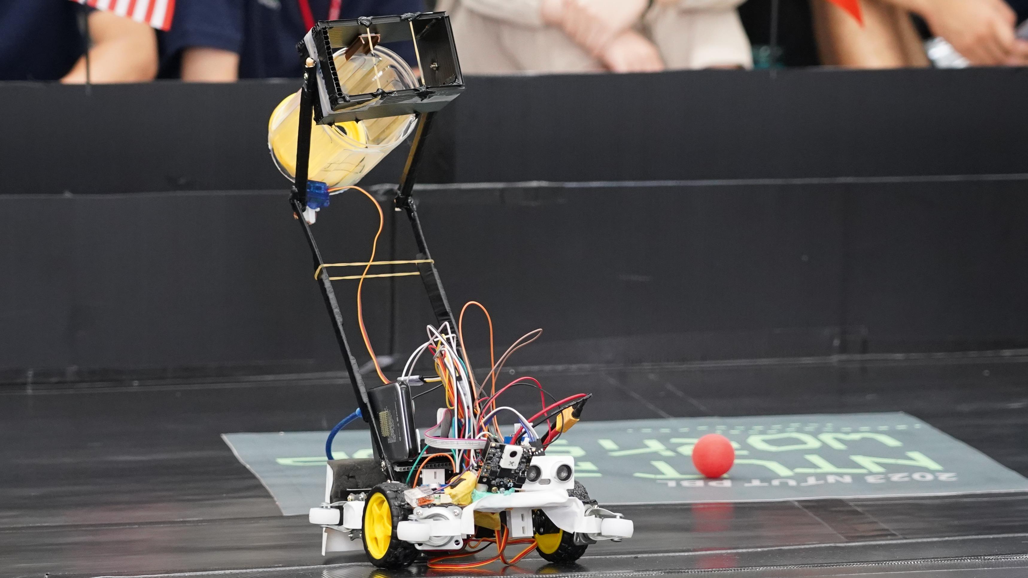 Ball‑picking robot competition team